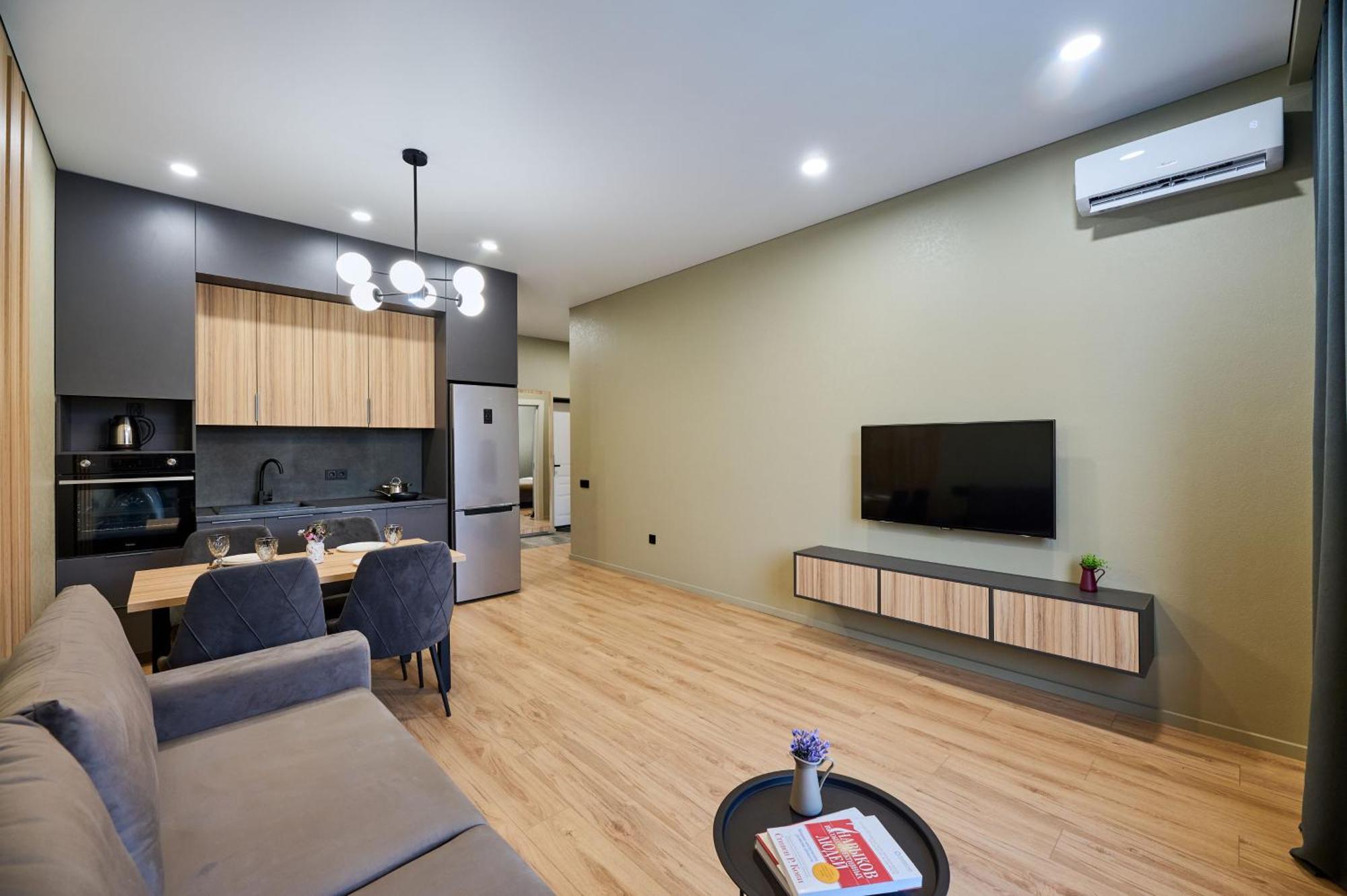 Five Business-Class Rooms In R-House Near Mega Center Almati Kültér fotó